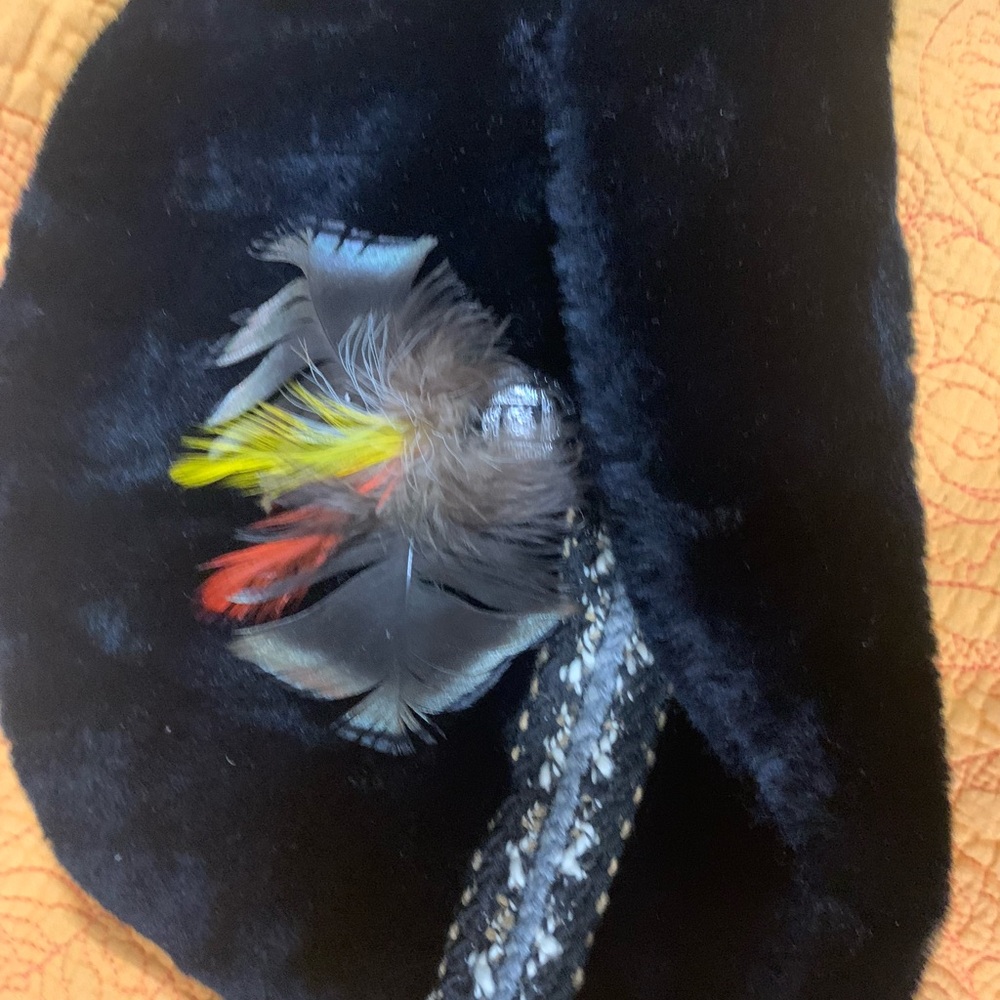 Hat - Picture 4 of 5